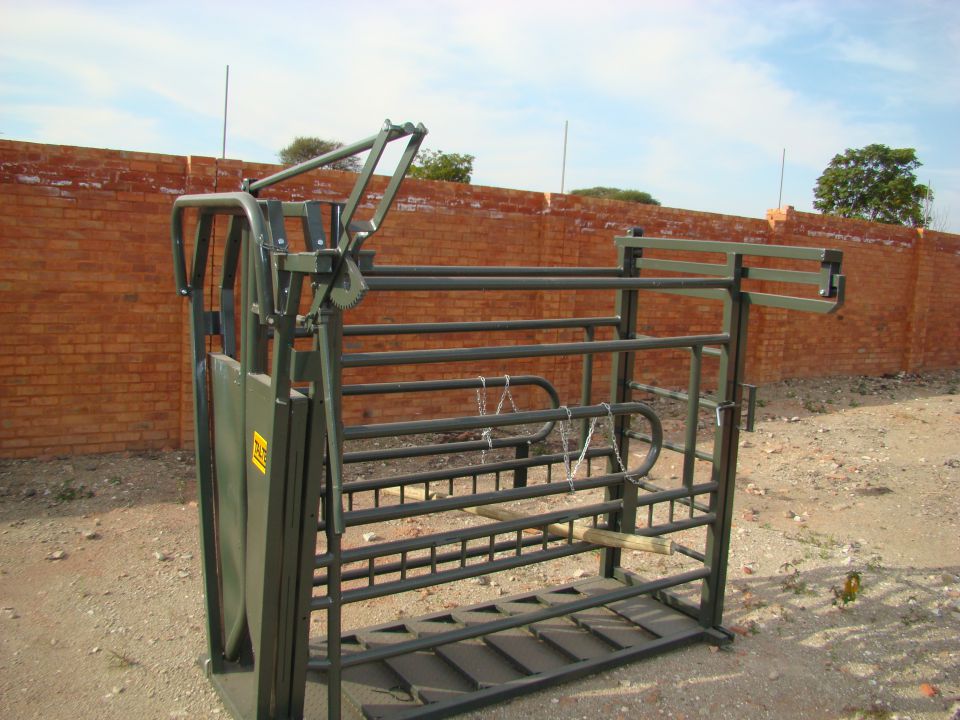 Cattle Working Crate (S|Gate)